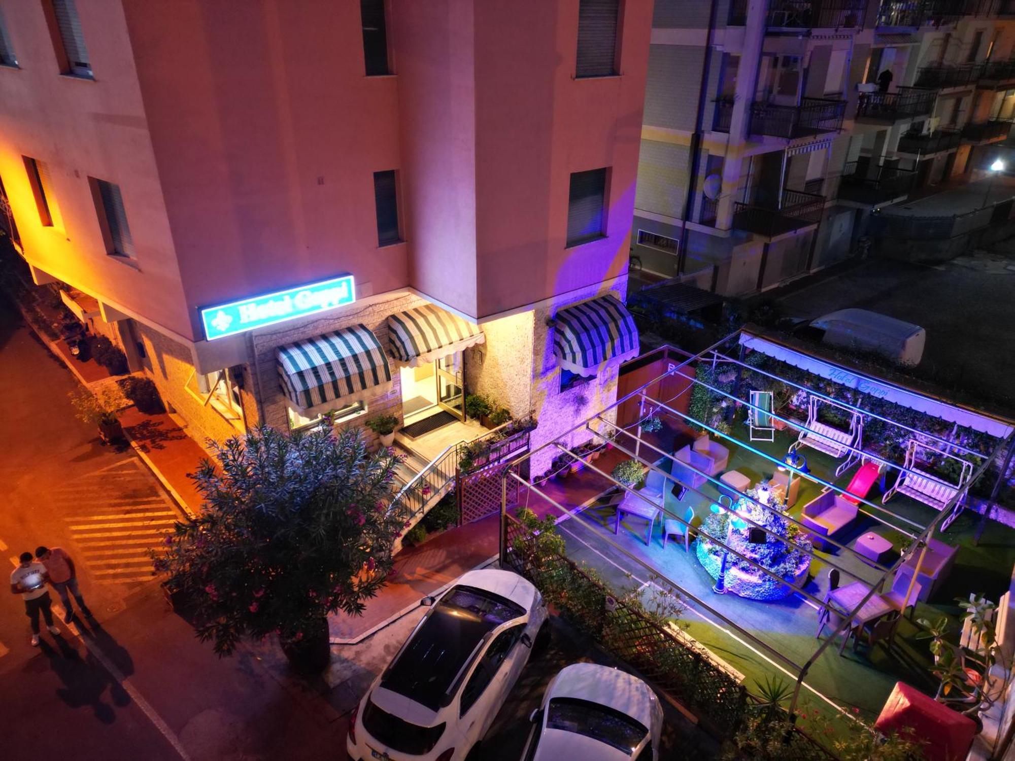 Hotel Geppi Pietra Ligure Εξωτερικό φωτογραφία